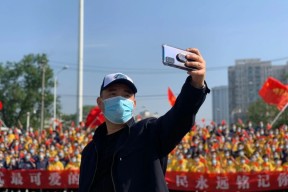 全运会转会风云：武汉三镇盯上锋线强援，马龙或成交易筹码(武汉三镇俱乐部背后投资人)