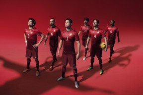 AYX SPORTS-温网战况：菲尼克斯太阳防线稳固，纽约尼克斯进攻受阻，布伦森成最佳(2024温布尔登网球公开赛最新消息)